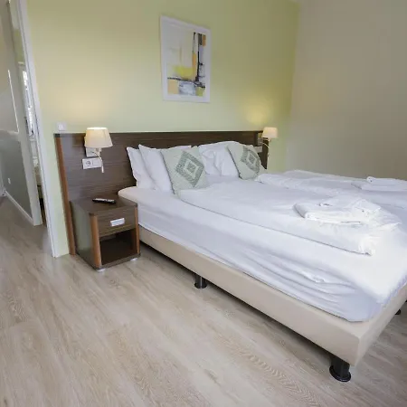 Villa Semi-detached, With Sauna, Near A Heimbach