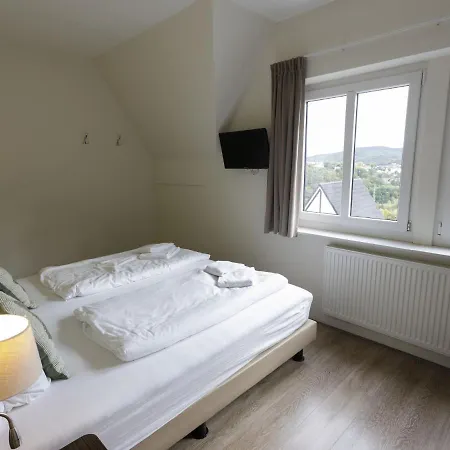 Semi-detached, With Sauna, Near A Villa *